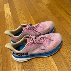 HOKA Women's Pink Clifton 9 Running Shoes